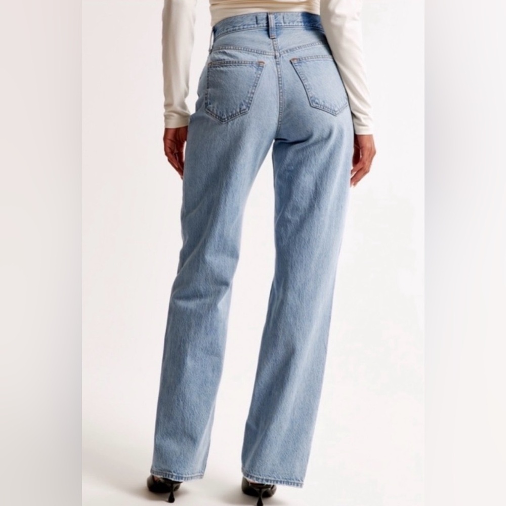 NWT Abercrombie & Fitch The Loose High-Rise Straight Leg Jeans Size 25/0 - Picture 2 of 11